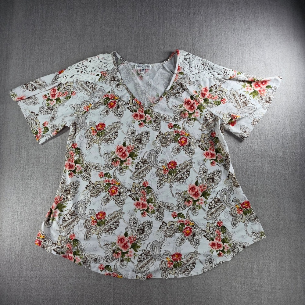 Stem & Vine Blouse Womens 1X White Floral Paisley Lace Shoulder Split Sleeve